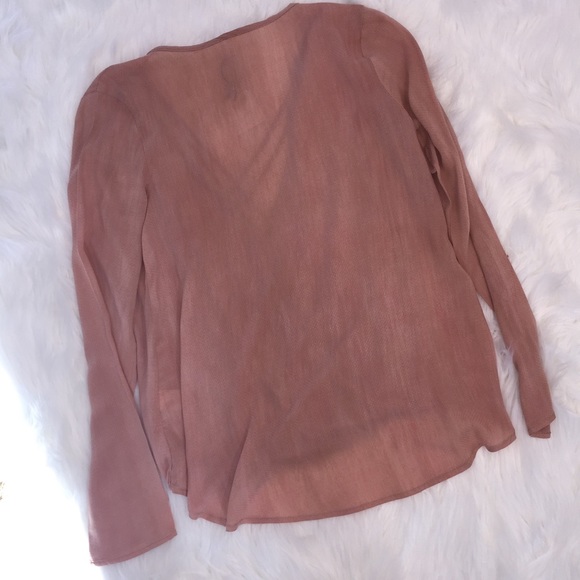 💥NWT Boho Chic Criss-Cross Neckline Top - Picture 5 of 7